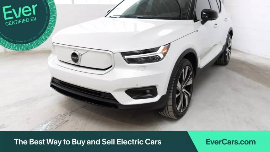 2021 Volvo XC40 Incentives, Specials & Offers in Fife WA