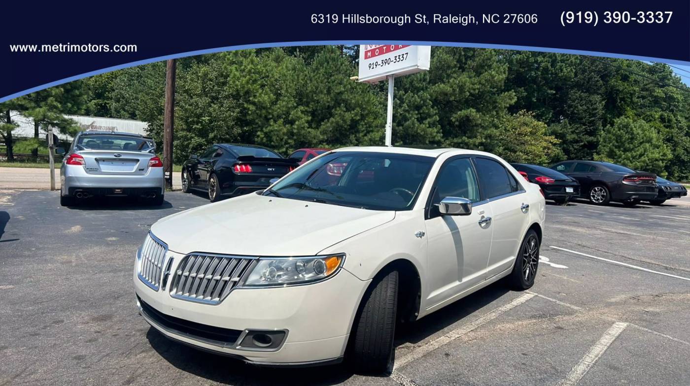 2012 Lincoln MKZ Base