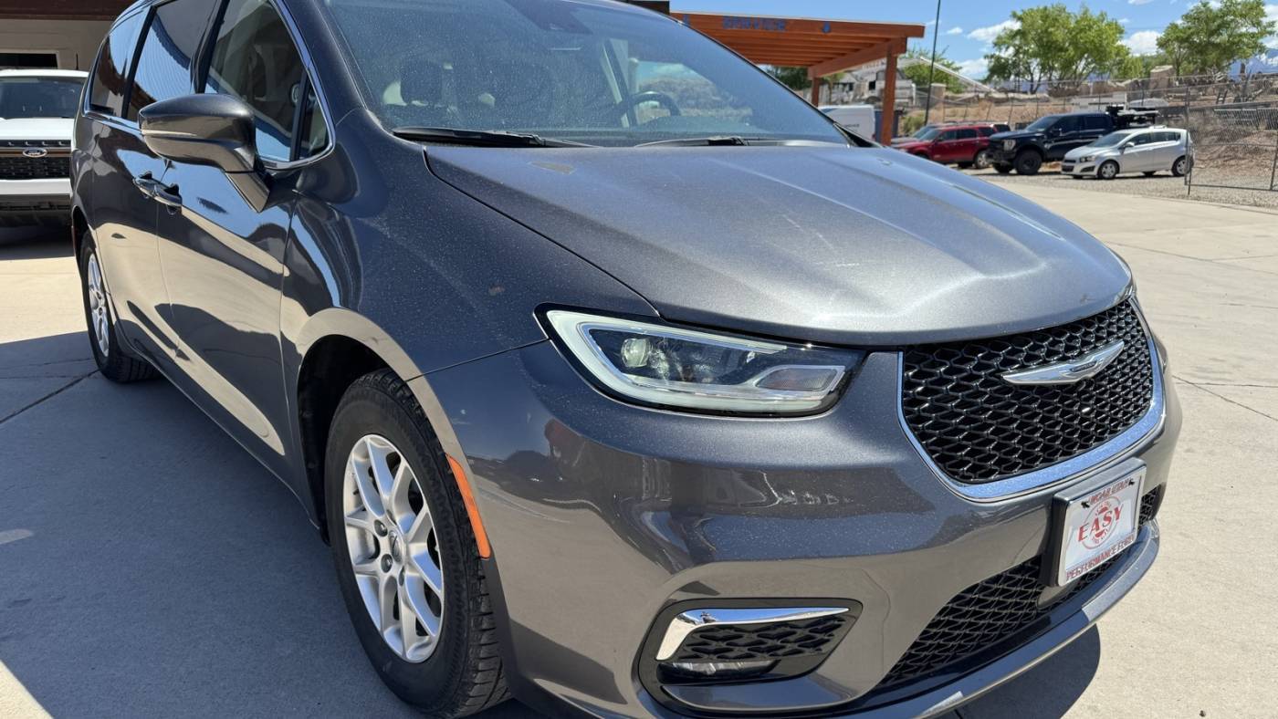 2022 Chrysler Pacifica Touring L — Minivan — 63,716 mi — Moab, UT