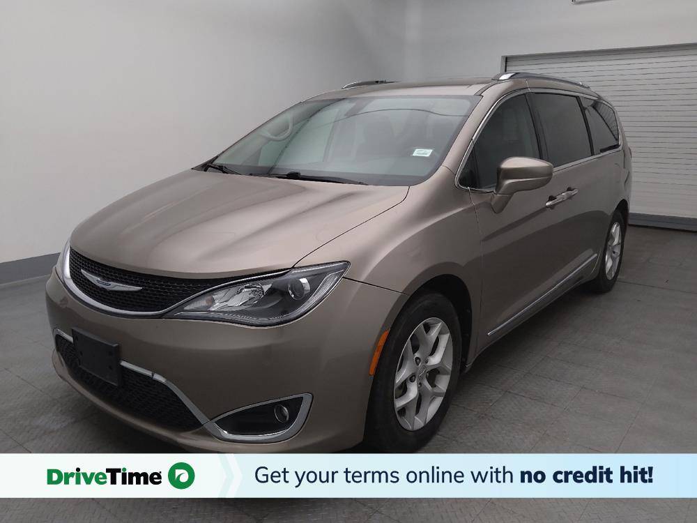 2018 Chrysler Pacifica Touring L — Minivan — 114,830 mi — TOPEKA, KS