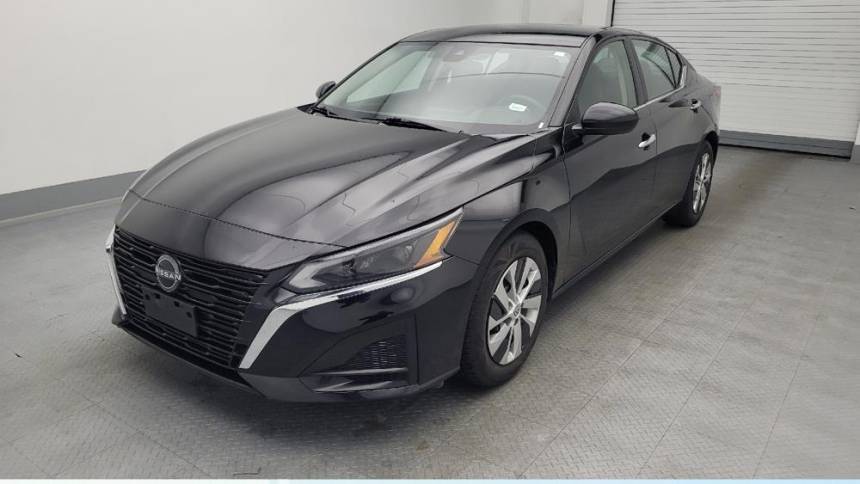 2023 Nissan Altima S — Sedan — 46,595 mi — TOPEKA, KS