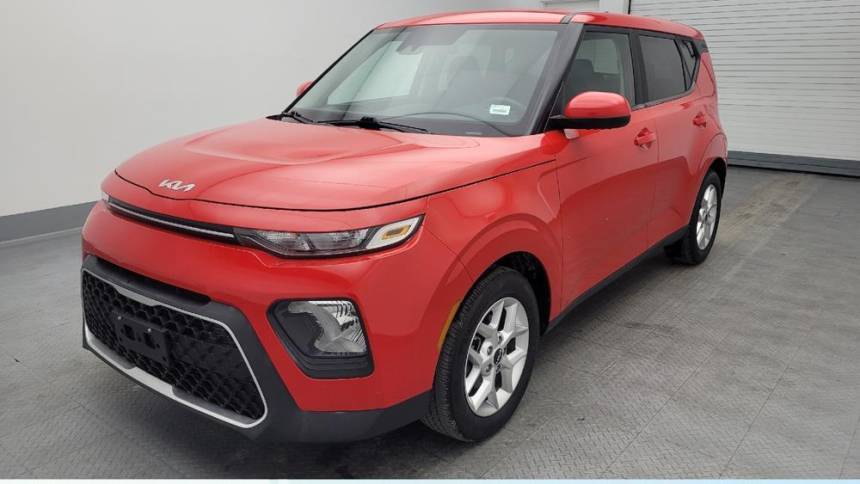 2022 Kia Soul LX — Hatchback — 62,380 mi — TOPEKA, KS