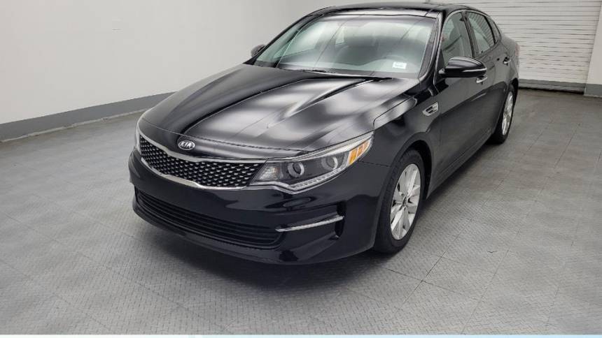 2016 Kia Optima EX — Sedan — 66,927 mi — Peoria, IL