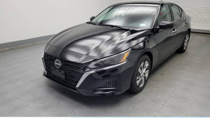 2023 Nissan Altima S — Sedan — 16,057 mi — Peoria, IL