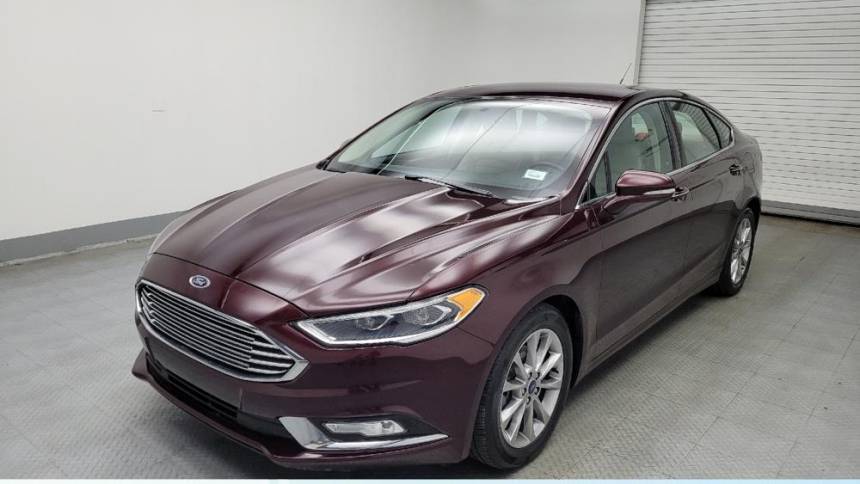 2017 Ford Fusion SE — Sedan — 52,173 mi — Peoria, IL