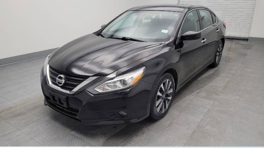 2017 Nissan Altima 2.5 SV — Sedan — 121,701 mi — TOLEDO, OH