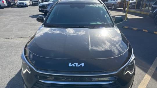 2023 Kia Niro Hybrid EX Touring — SUV — 14,012 mi — Honolulu, HI