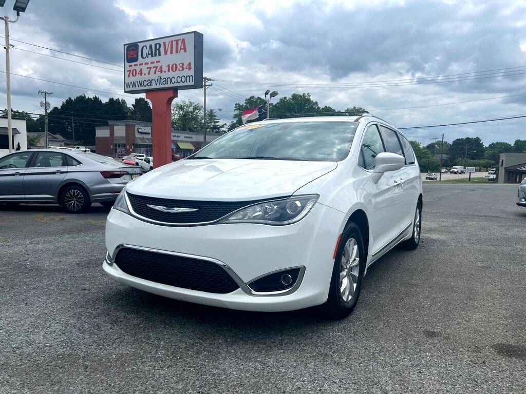 2019 Chrysler Pacifica Touring L — Minivan — 135,591 mi — Monroe, NC