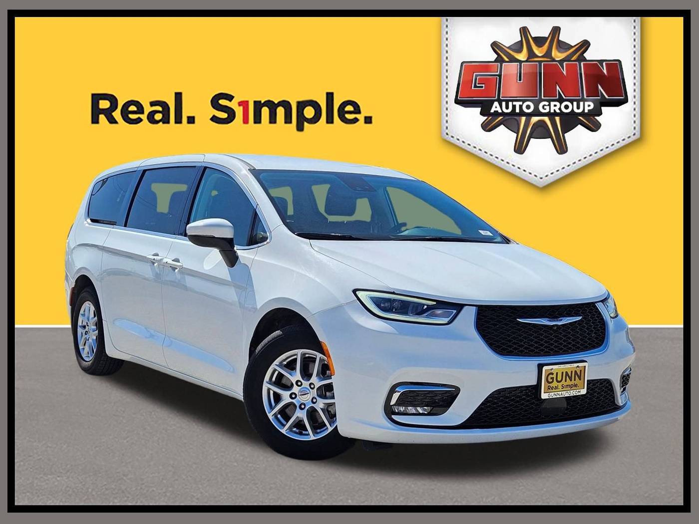 2023 Chrysler Pacifica Touring L — Minivan — 63,799 mi — Seguin, TX