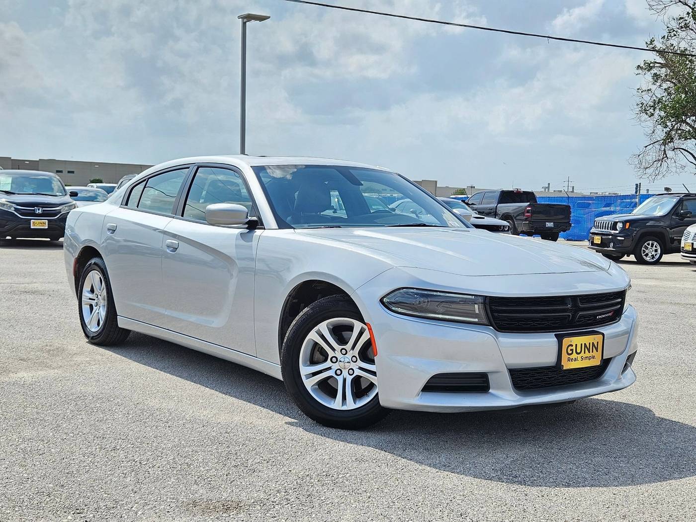2022 Dodge Charger SXT — Sedan — 68,267 mi — Seguin, TX