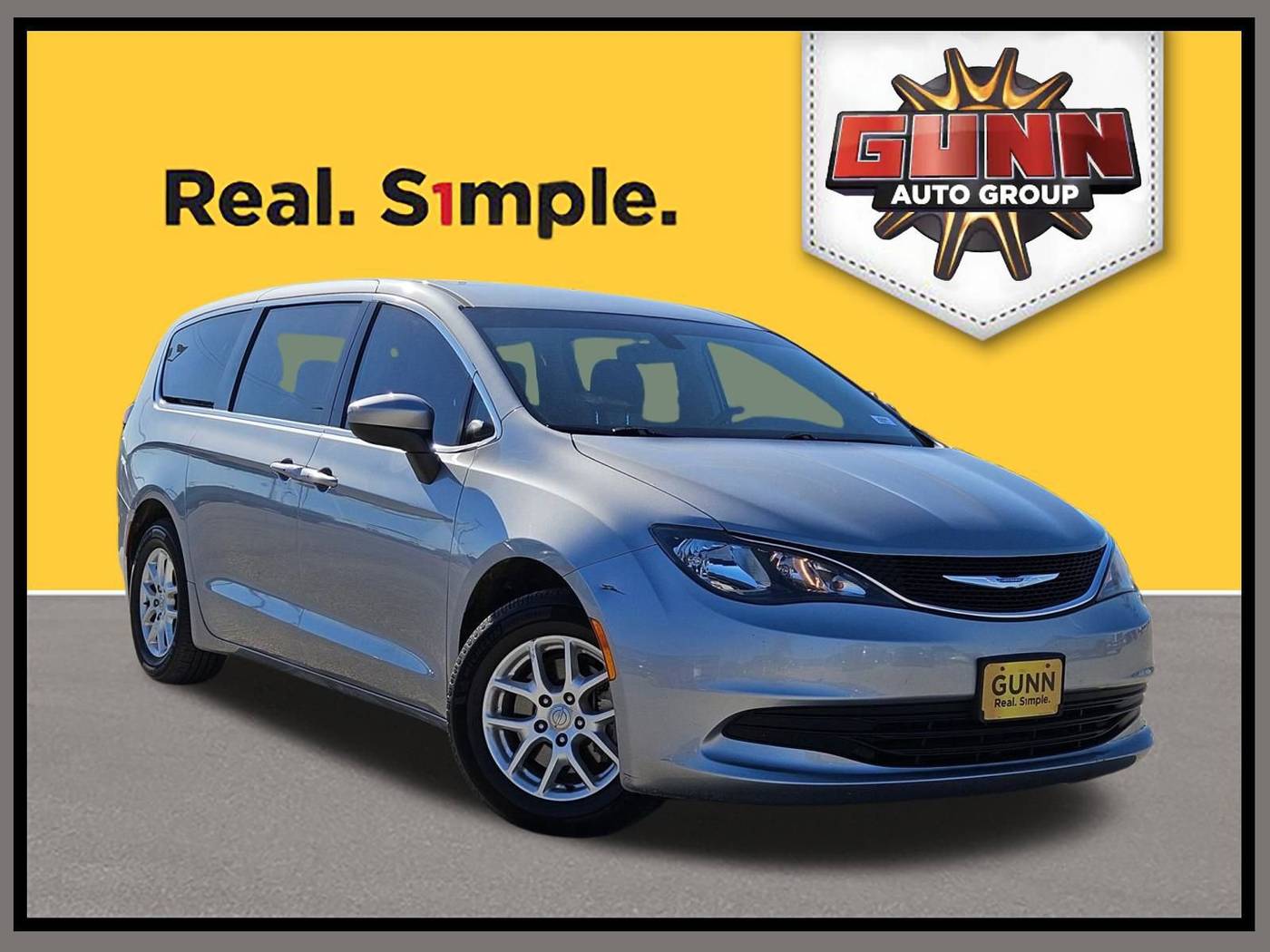 2017 Chrysler Pacifica Touring — Minivan — 122,212 mi — Seguin, TX