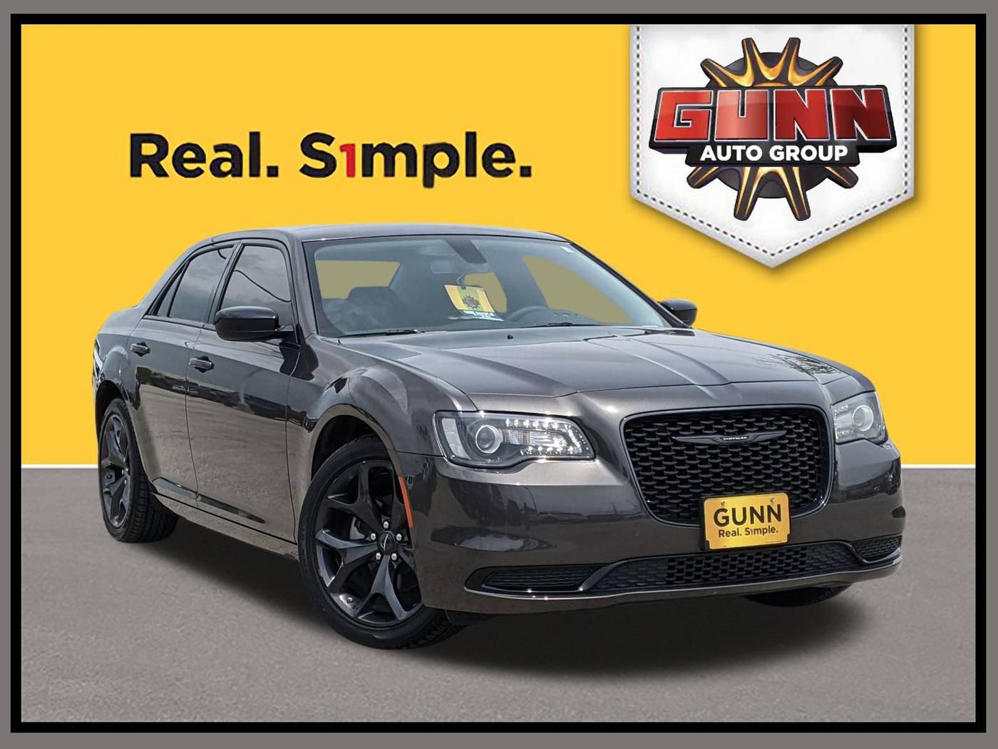 2023 Chrysler 300 Touring — Sedan — 3,825 mi — Seguin, TX