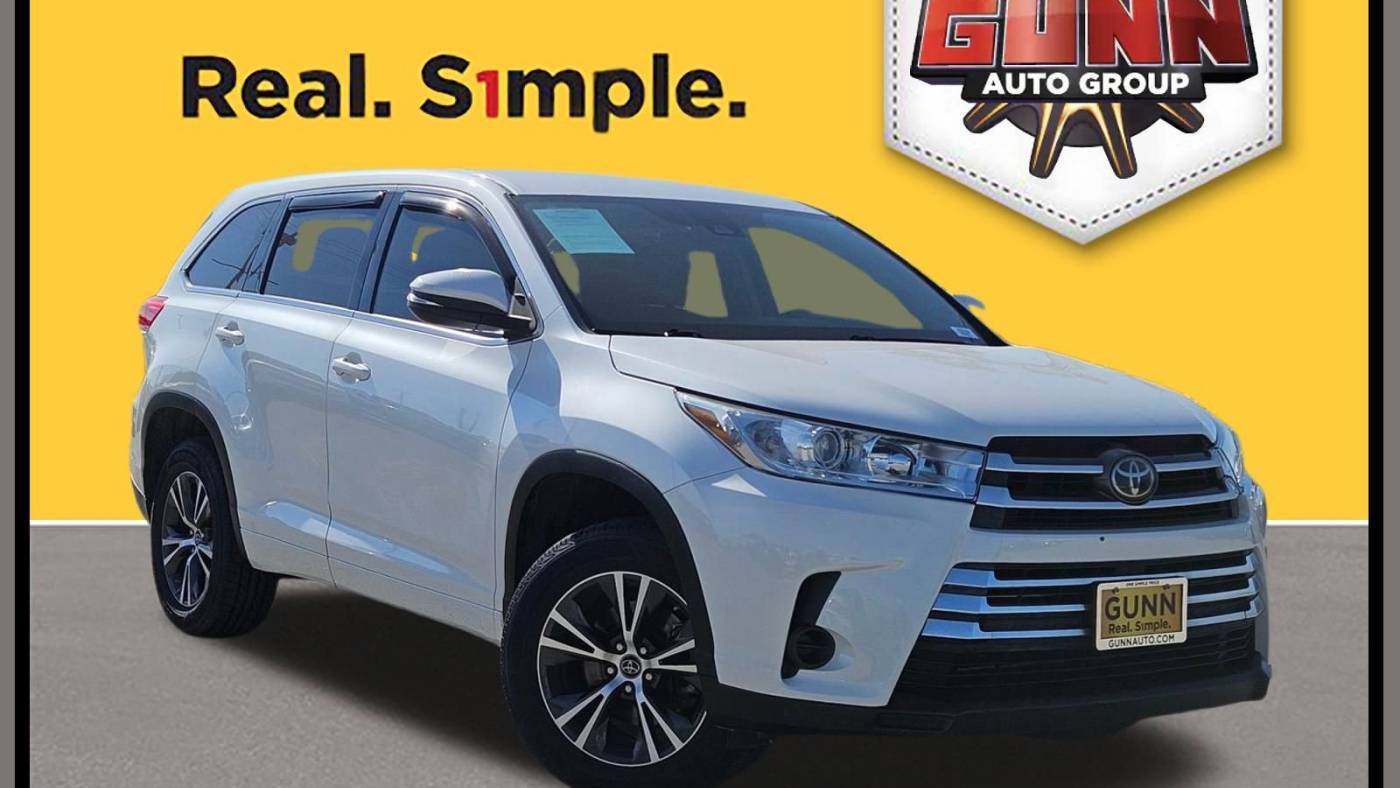 2017 Toyota Highlander LE V6 — SUV — 112,645 mi — Seguin, TX
