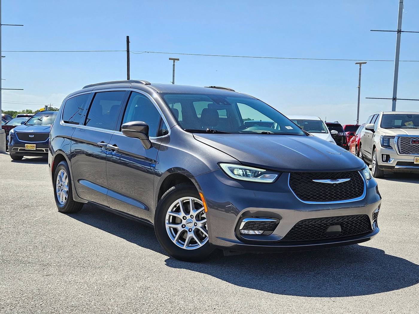 2022 Chrysler Pacifica Touring L — Minivan — 72,082 mi — Seguin, TX