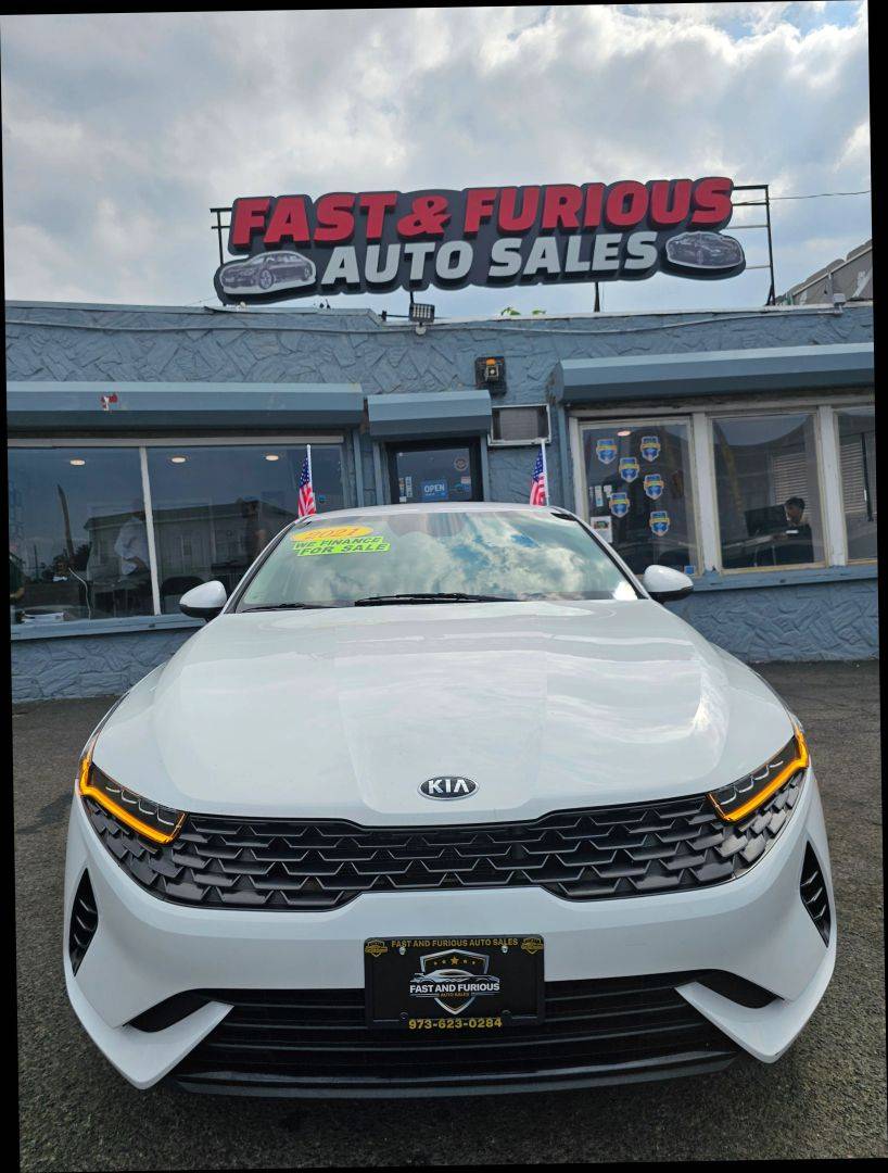 2021 Kia K5 LXS — Sedan — 104,710 mi — Newark, NJ