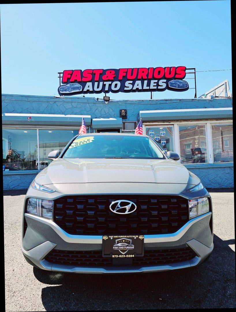 2022 Hyundai Santa Fe SE — SUV — 47,665 mi — Newark, NJ