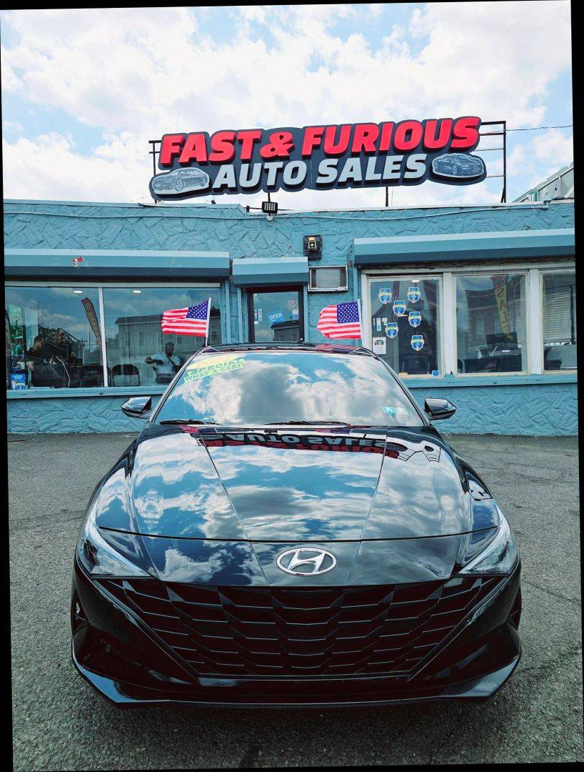 2023 Hyundai Elantra SEL — Sedan — 24,078 mi — Newark, NJ