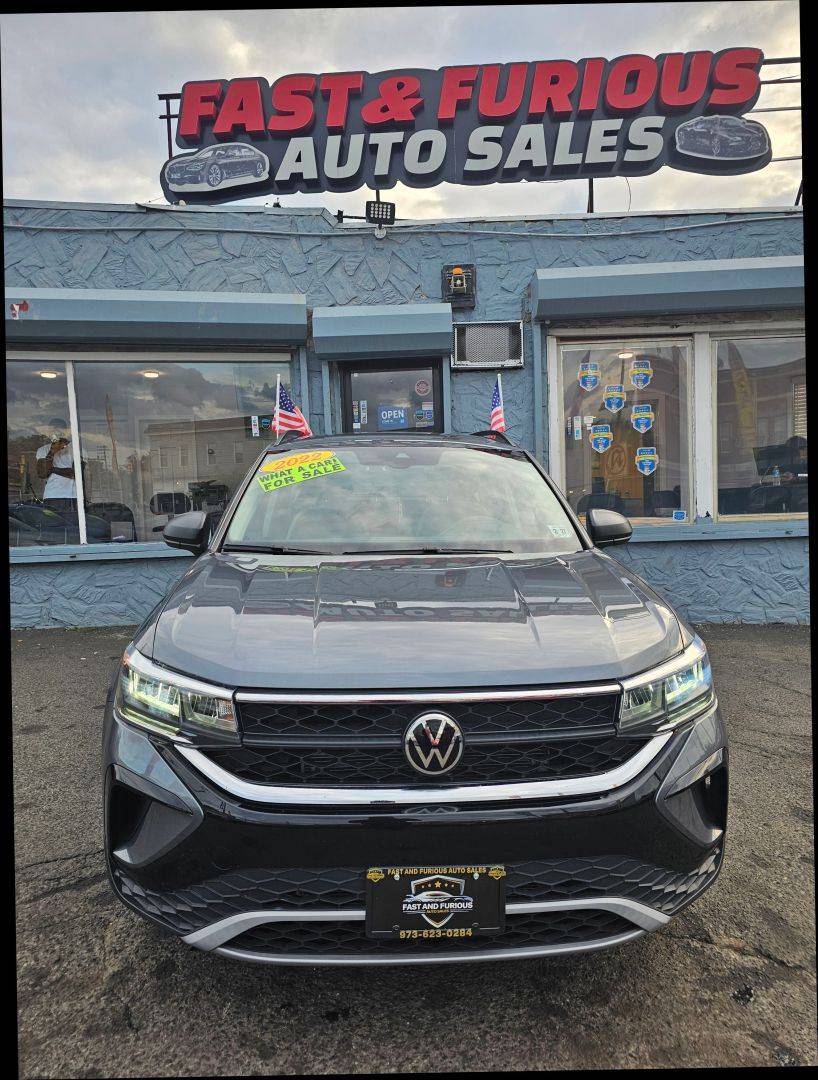 2022 Volkswagen Taos S — SUV — 14,487 mi — Newark, NJ