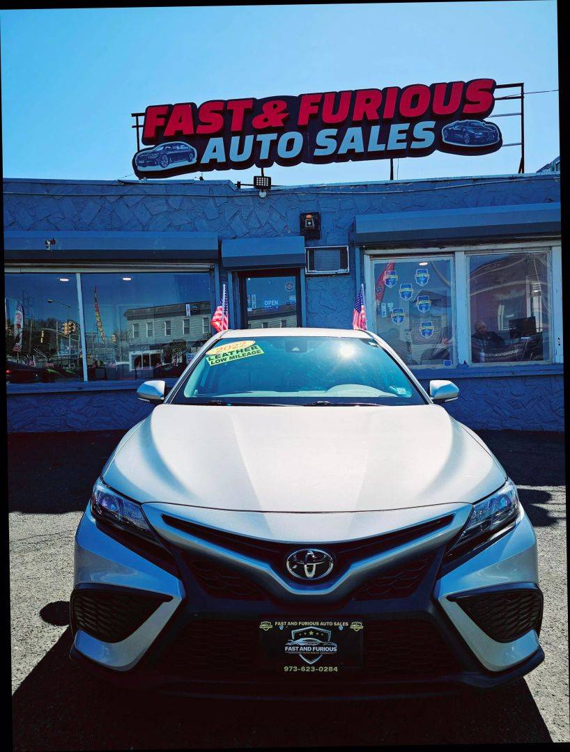 2022 Toyota Camry SE Nightshade — Sedan — 86,986 mi — Newark, NJ