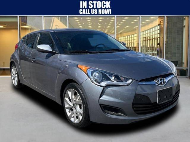 2016 Hyundai Veloster Base — Hatchback — 48,268 mi — Evergreen Park, IL