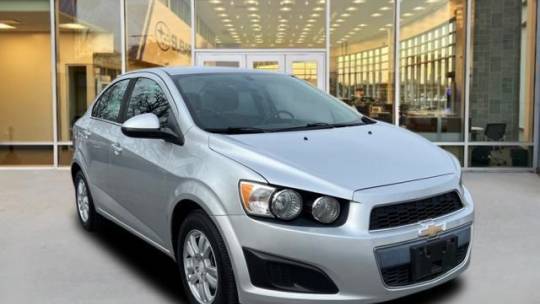 2016 Chevrolet Sonic LT — Sedan — 76,893 mi — Evergreen Park, IL