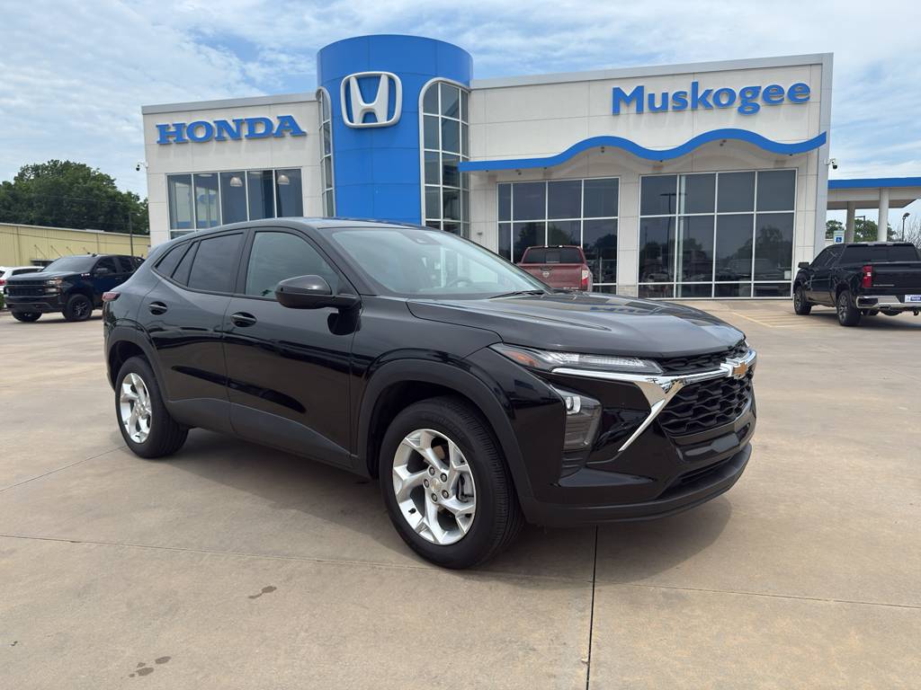 2025 Chevrolet Trax LS — SUV — 22,822 mi — Muskogee, OK