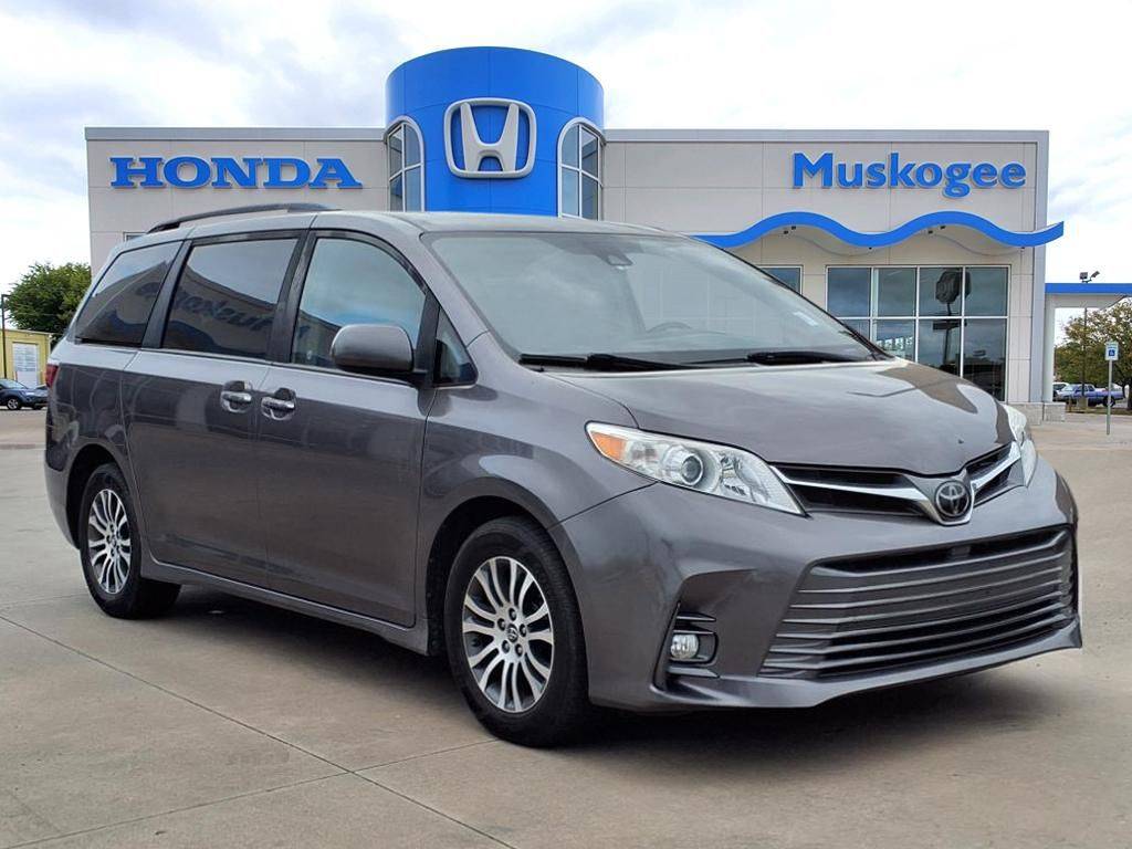 2019 Toyota Sienna XLE — Minivan — 79,513 mi — Muskogee, OK