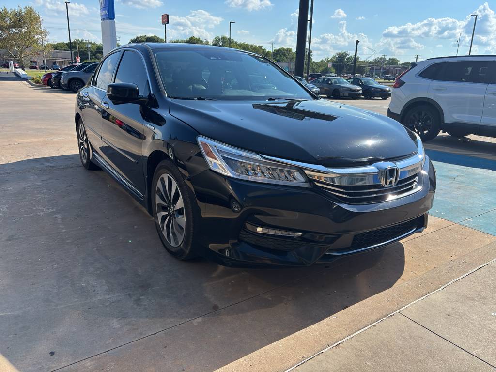2017 Honda Accord Hybrid Touring — Sedan — 185,852 mi — Muskogee, OK