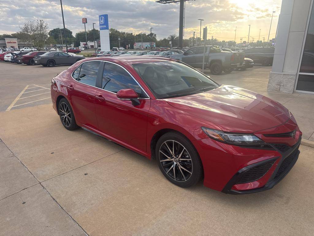 2024 Toyota Camry SE — Sedan — 39,490 mi — Muskogee, OK