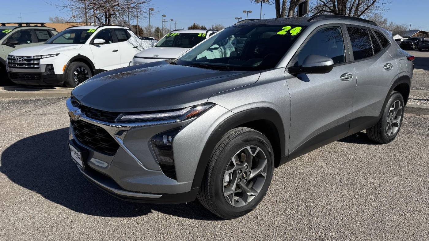 2024 Chevrolet Trax LT — SUV — 20,433 mi — Dodge City, KS
