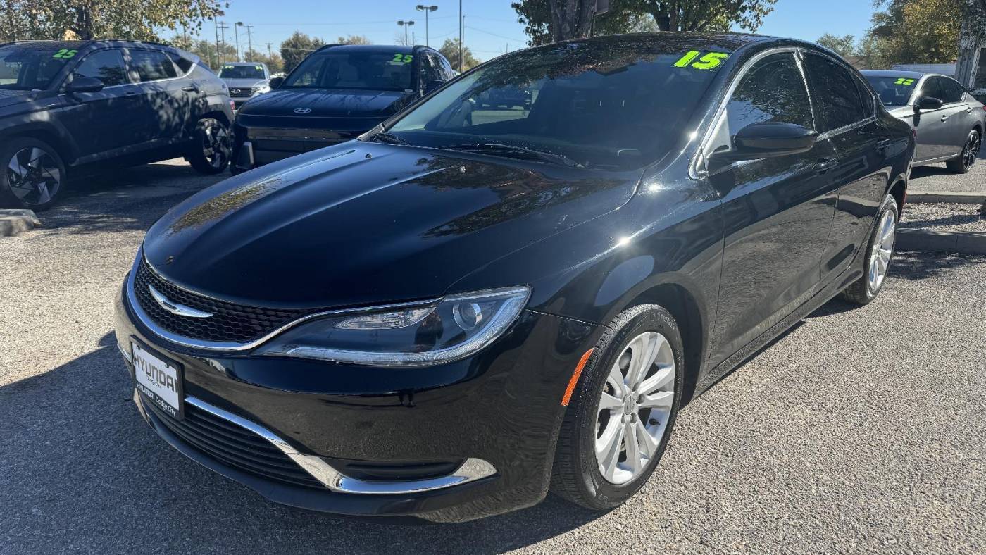 2015 Chrysler 200 Limited — Sedan — 73,974 mi — Dodge City, KS