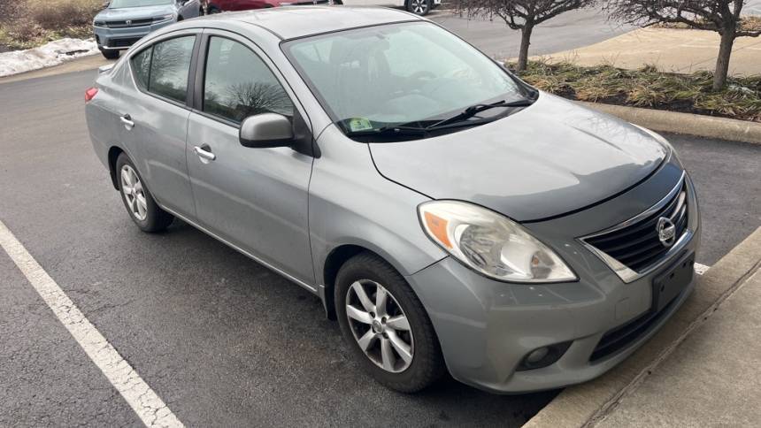 2013 Nissan Versa SL — Sedan — 131,851 mi — Bloomington, IN