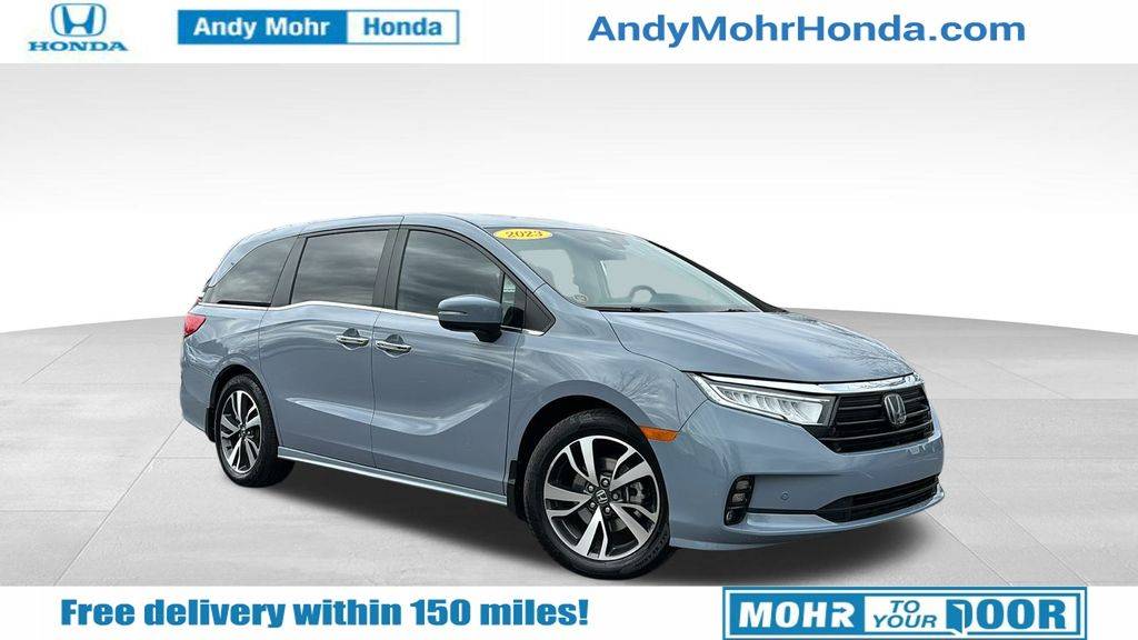 2023 Honda Odyssey Touring — Minivan — 71,472 mi — Bloomington, IN