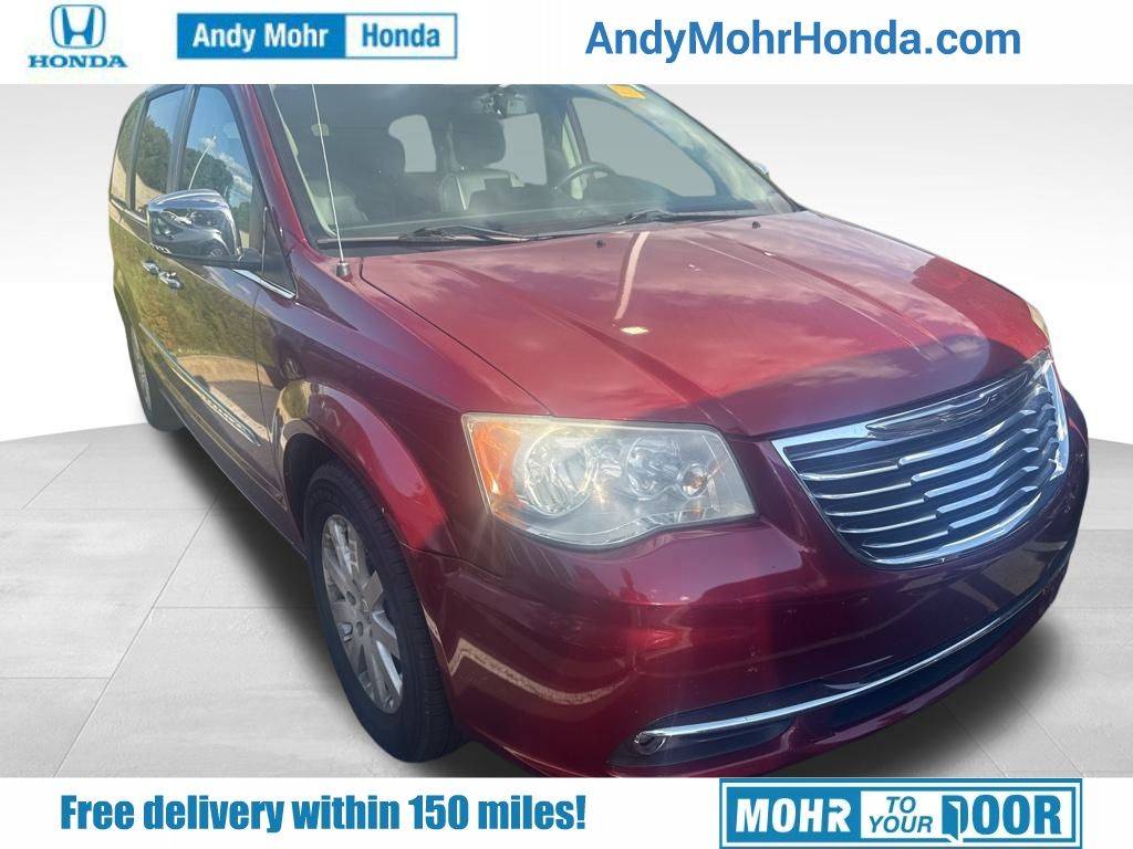 2011 Chrysler Town & Country Touring-L — Minivan — 165,524 mi — Bloomington, IN
