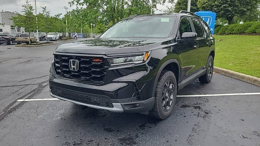 2025 Honda Pilot TrailSport — SUV — 7,050 mi — Bloomington, IN