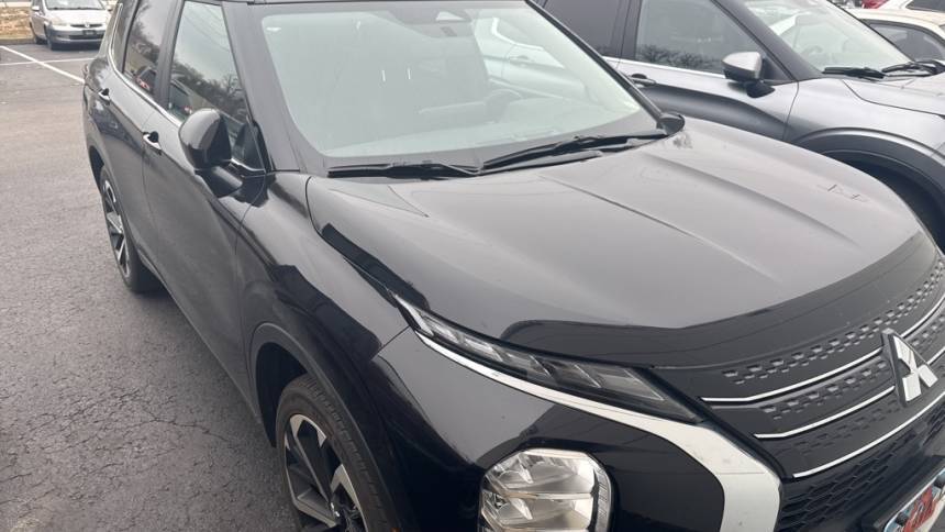 2024 Mitsubishi Outlander SE — SUV — 20,880 mi — Bloomington, IN