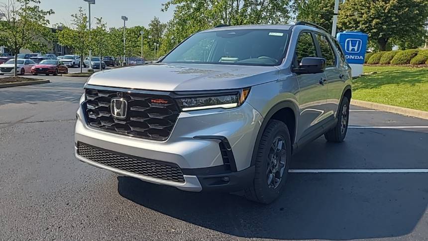 2025 Honda Pilot TrailSport — SUV — 5,446 mi — Bloomington, IN