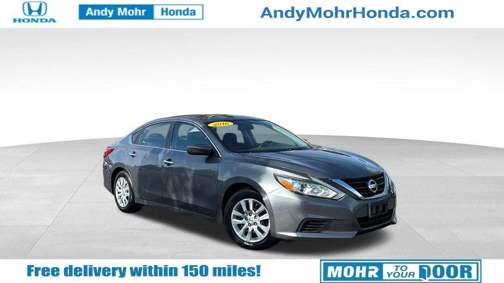 2016 Nissan Altima 2.5 S — Sedan — 123,019 mi — Bloomington, IN