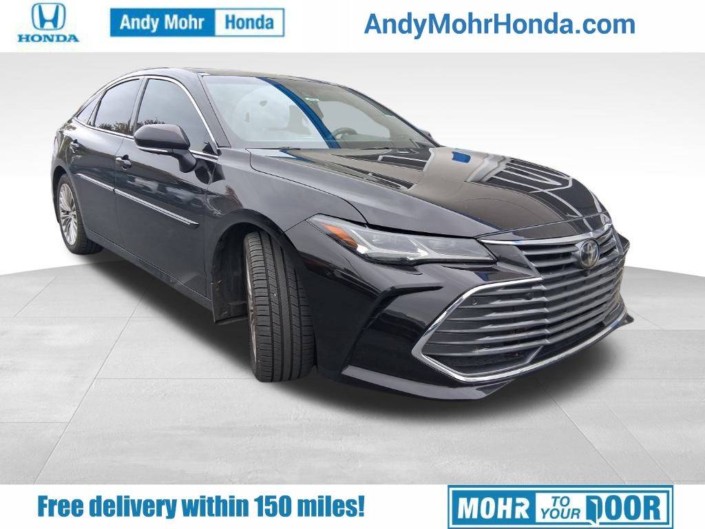 2019 Toyota Avalon Limited — Sedan — 27,972 mi — Bloomington, IN