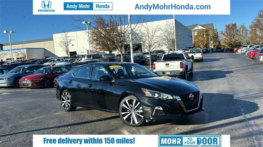 2022 Nissan Altima SR — Sedan — 59,038 mi — Bloomington, IN