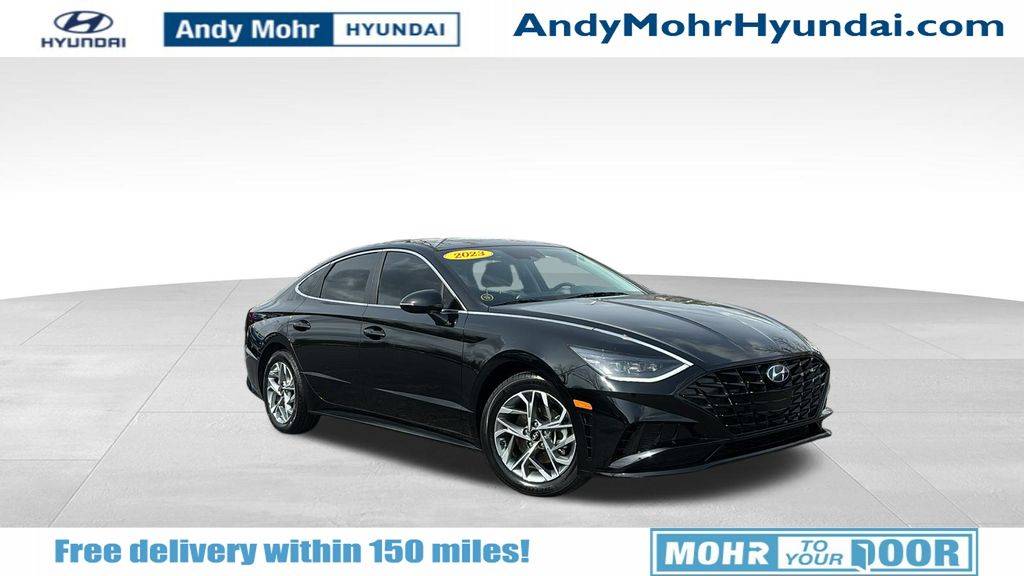 2023 Hyundai Sonata SEL — Sedan — 12,733 mi — Bloomington, IN