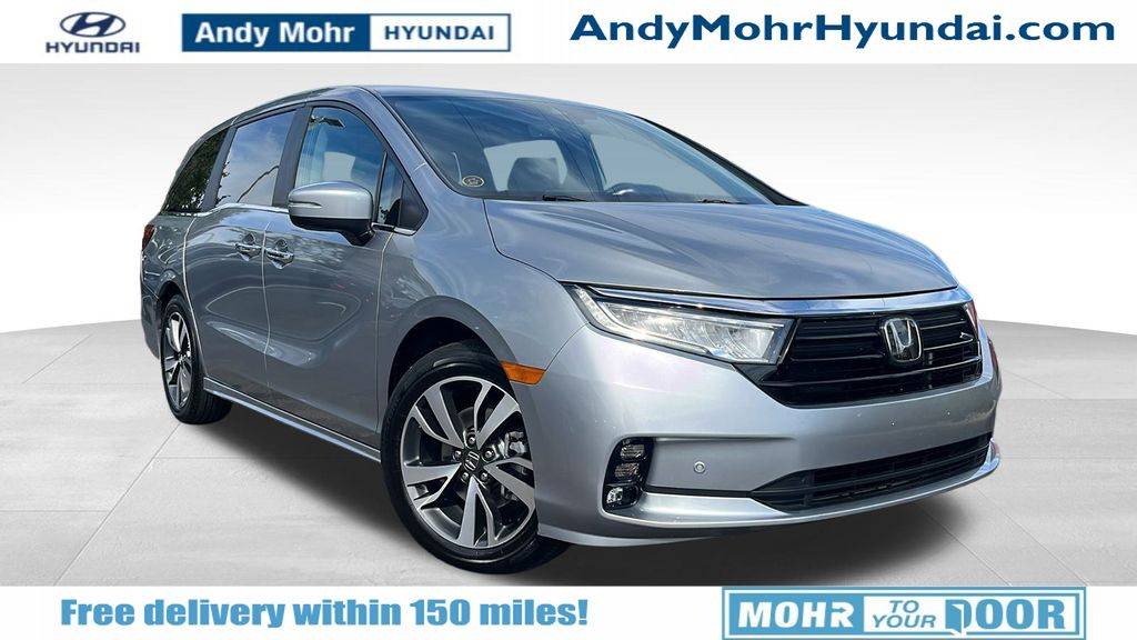 2024 Honda Odyssey Touring — Minivan — 32,332 mi — Bloomington, IN
