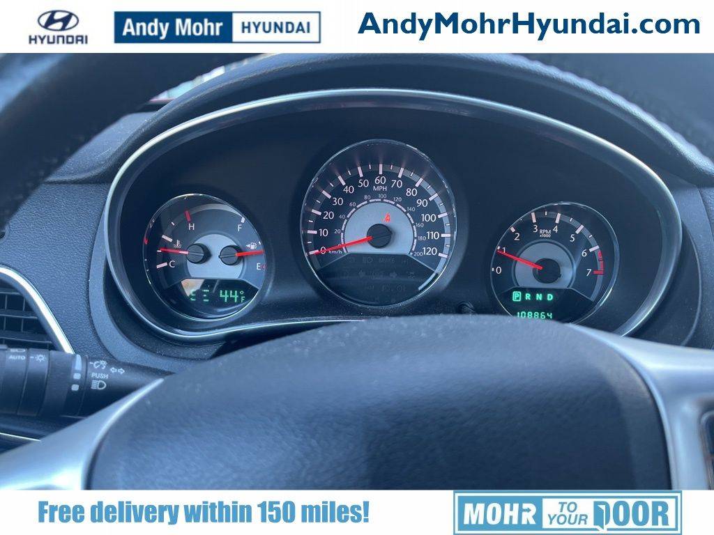 2012 Chrysler 200 Touring — Sedan — 108,864 mi — Bloomington, IN