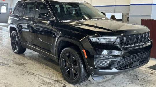 2023 Jeep Grand Cherokee Altitude — SUV — 26,342 mi — Sterling Heights, MI