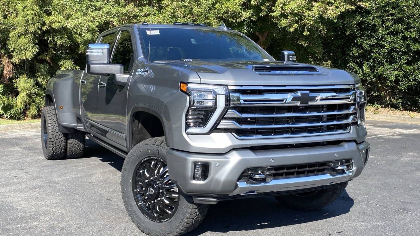 2024 Chevrolet Silverado 3500HD High Country — Pickup Truck — 1,073 mi — Wilmington, NC