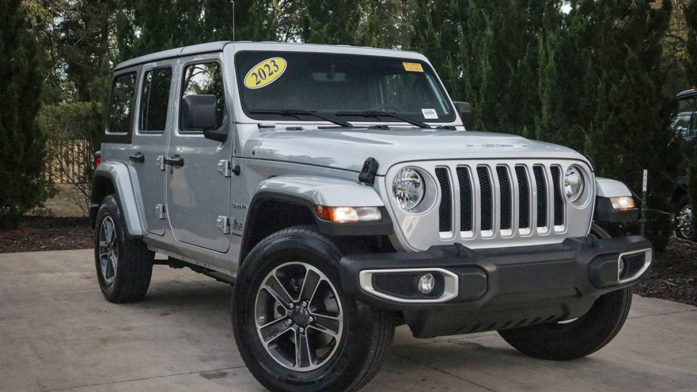 2023 Jeep Wrangler Sahara — SUV — 33,774 mi — Wilmington, NC