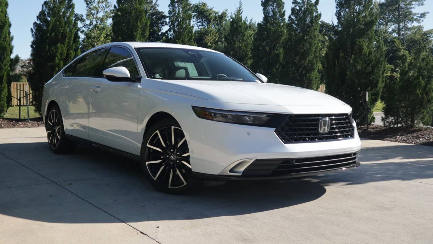 2025 Honda Accord Hybrid Touring — Sedan — 7,657 mi — Wilmington, NC
