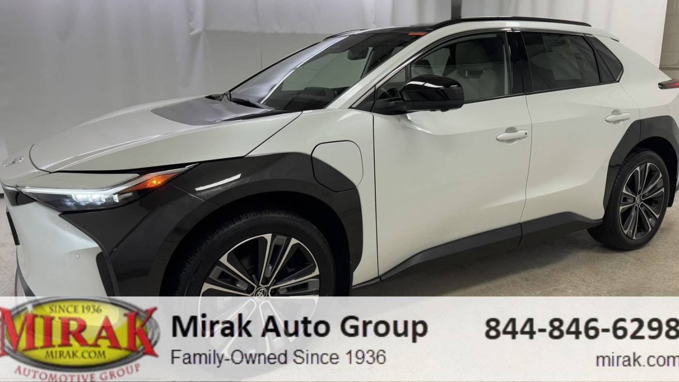 2023 Toyota bZ4X Limited — SUV — 23,077 mi — Arlington, MA