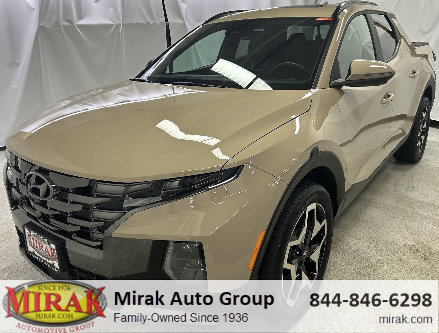 2024 Hyundai Santa Cruz Limited — Pickup Truck — 7,176 mi — Arlington, MA