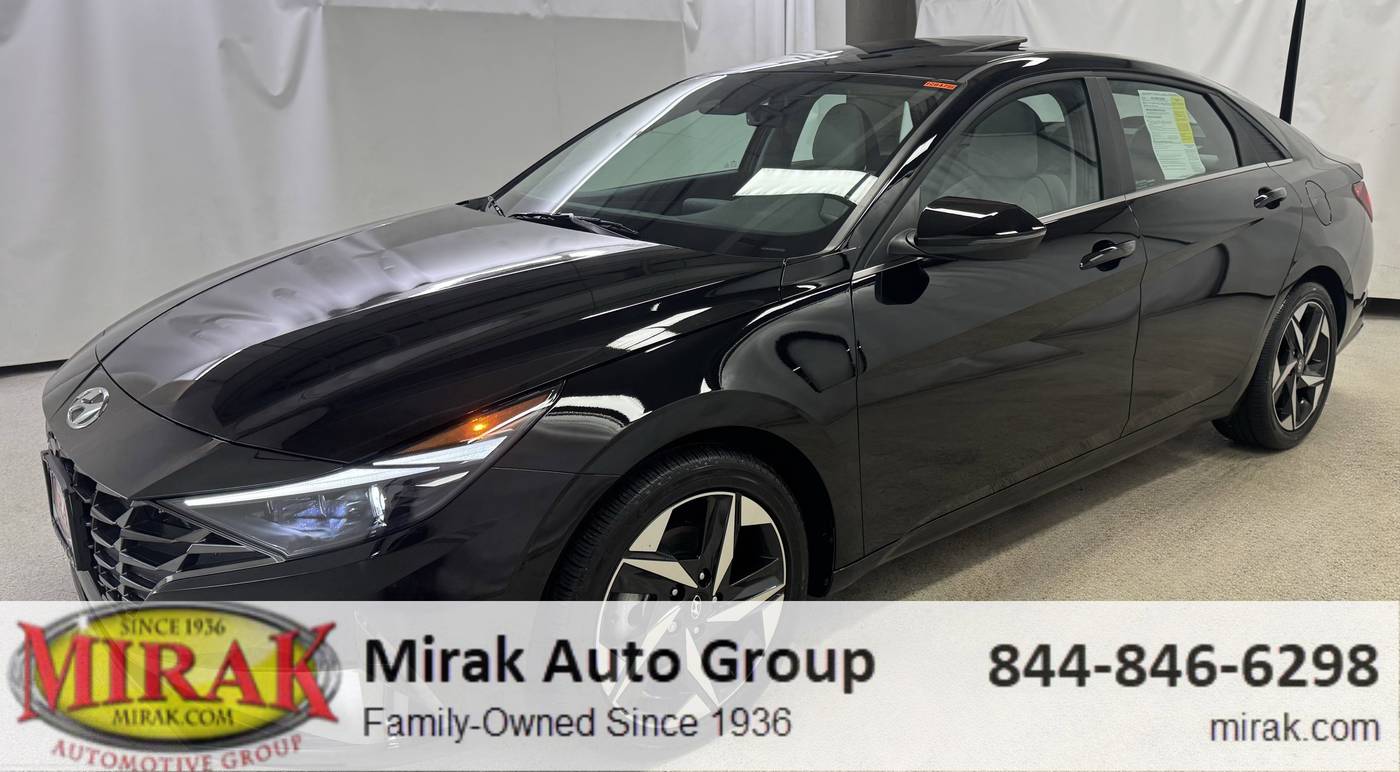 2023 Hyundai Elantra Hybrid Limited — Sedan — 4,547 mi — Arlington, MA